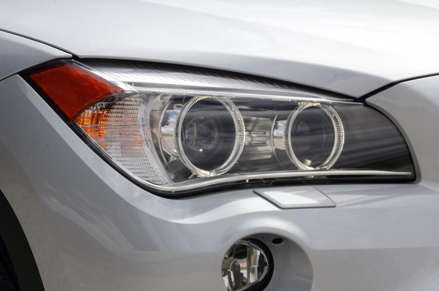  BMW X1 2013 года  (фото 2 из 177)
